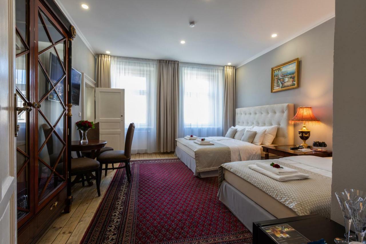 Slabur Hotel apartamentowy 4*